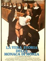 Đằng sau cổng tu viện